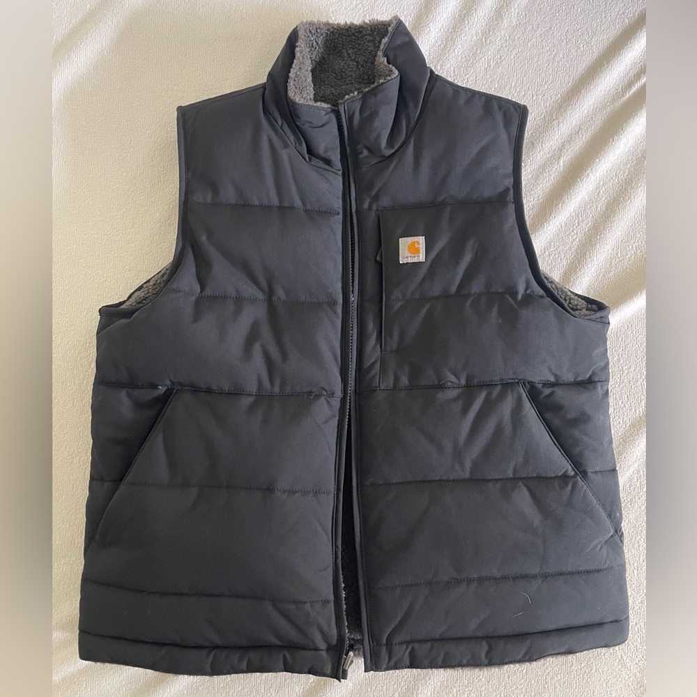 Carhartt Insulated Vest women’s small NWOT